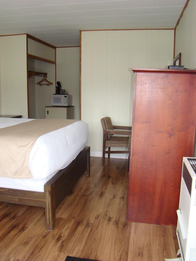Paddock Inn Coleman Dış mekan fotoğraf