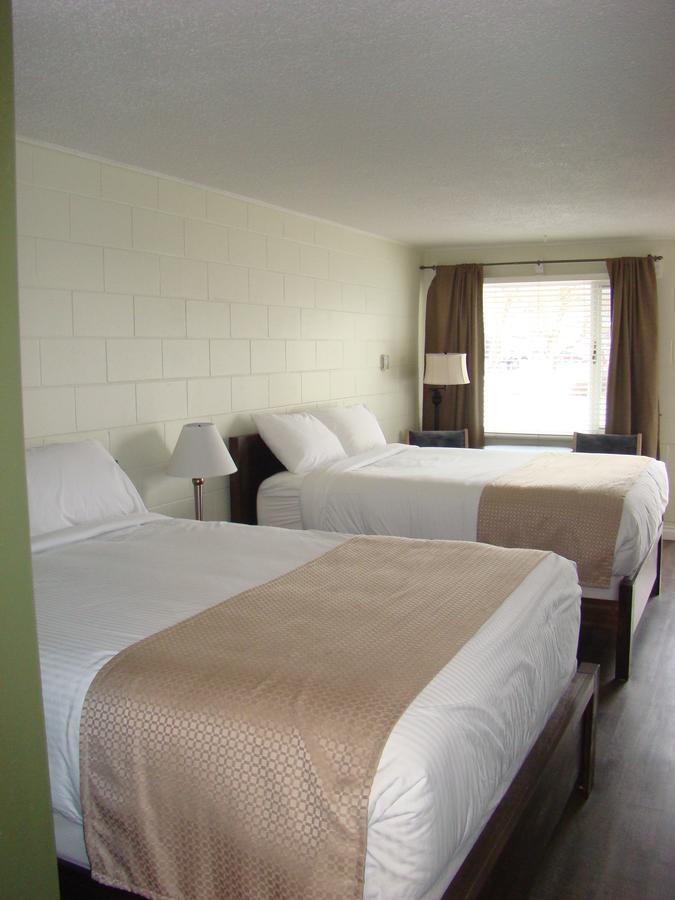 Paddock Inn Coleman Dış mekan fotoğraf