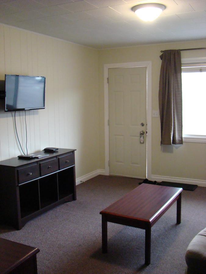 Paddock Inn Coleman Dış mekan fotoğraf