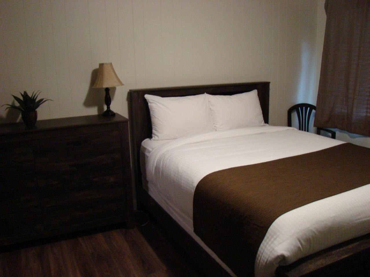 Paddock Inn Coleman Dış mekan fotoğraf