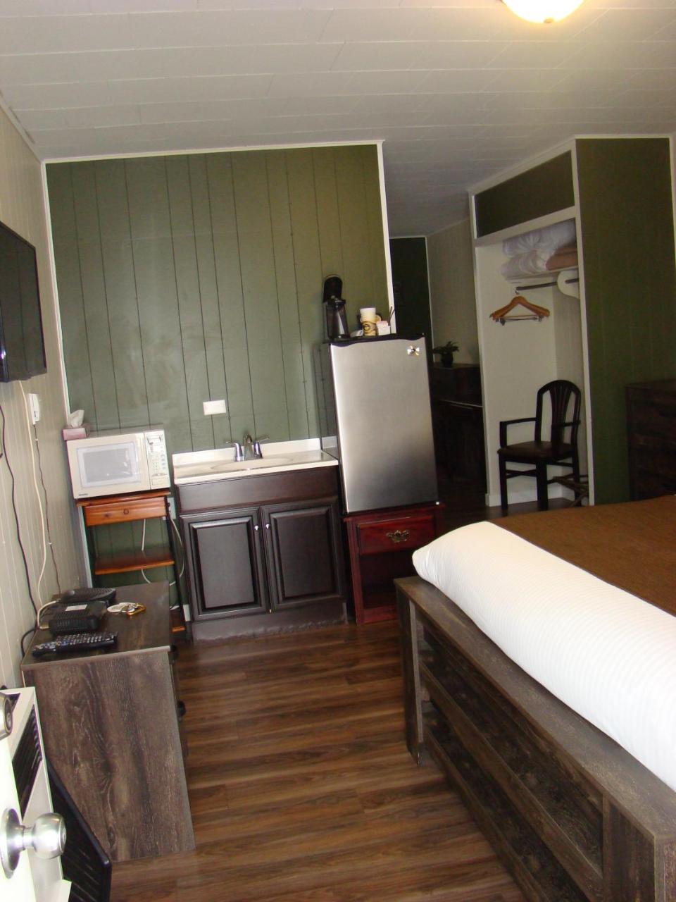 Paddock Inn Coleman Dış mekan fotoğraf