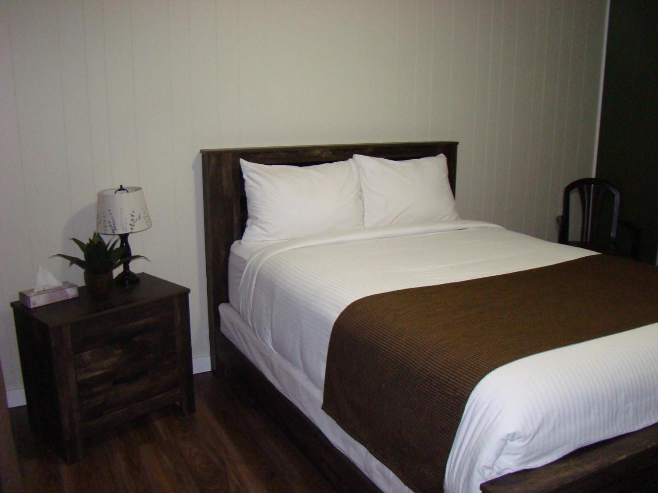Paddock Inn Coleman Dış mekan fotoğraf