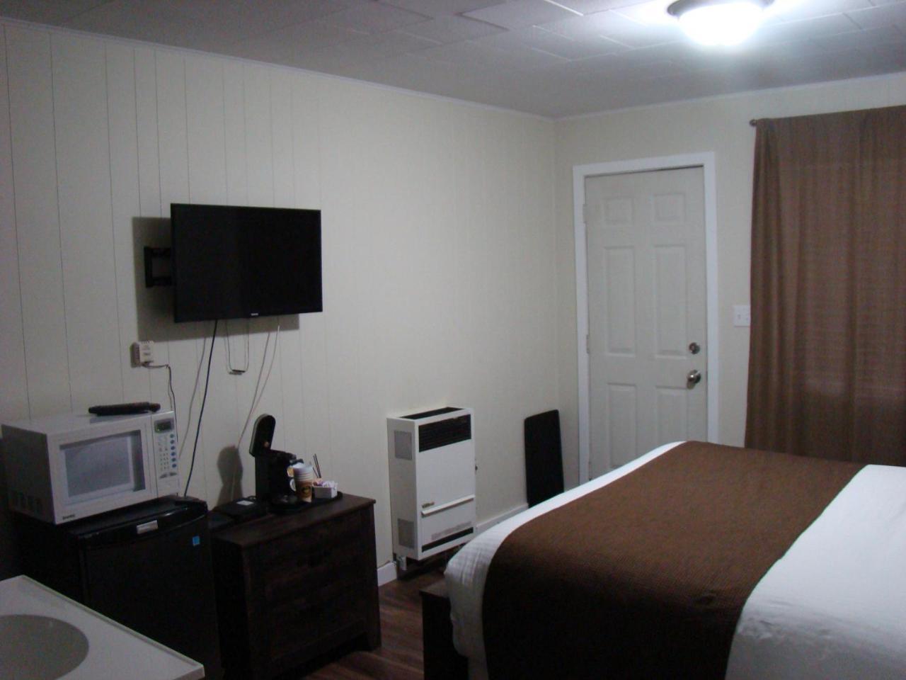 Paddock Inn Coleman Dış mekan fotoğraf