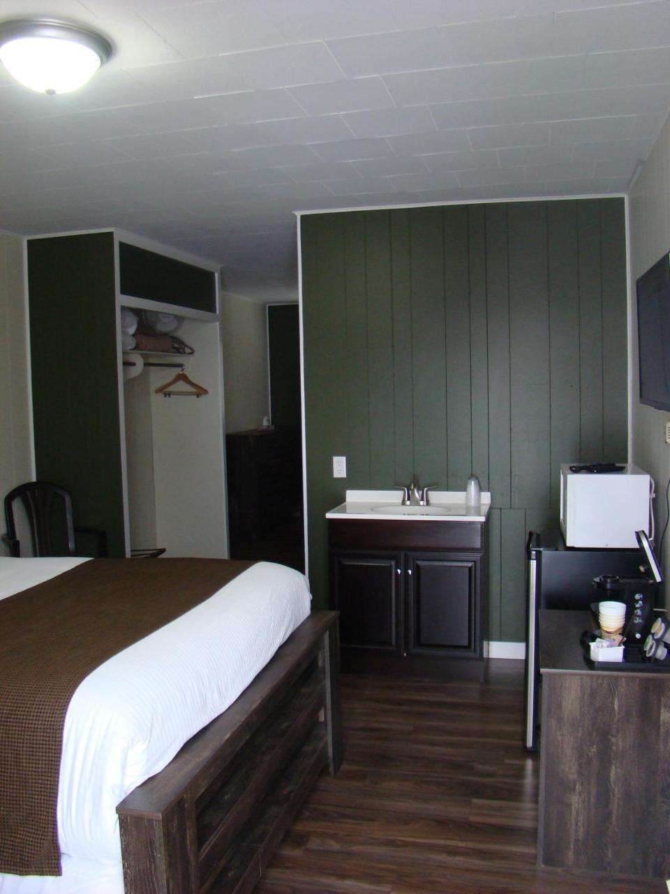 Paddock Inn Coleman Dış mekan fotoğraf
