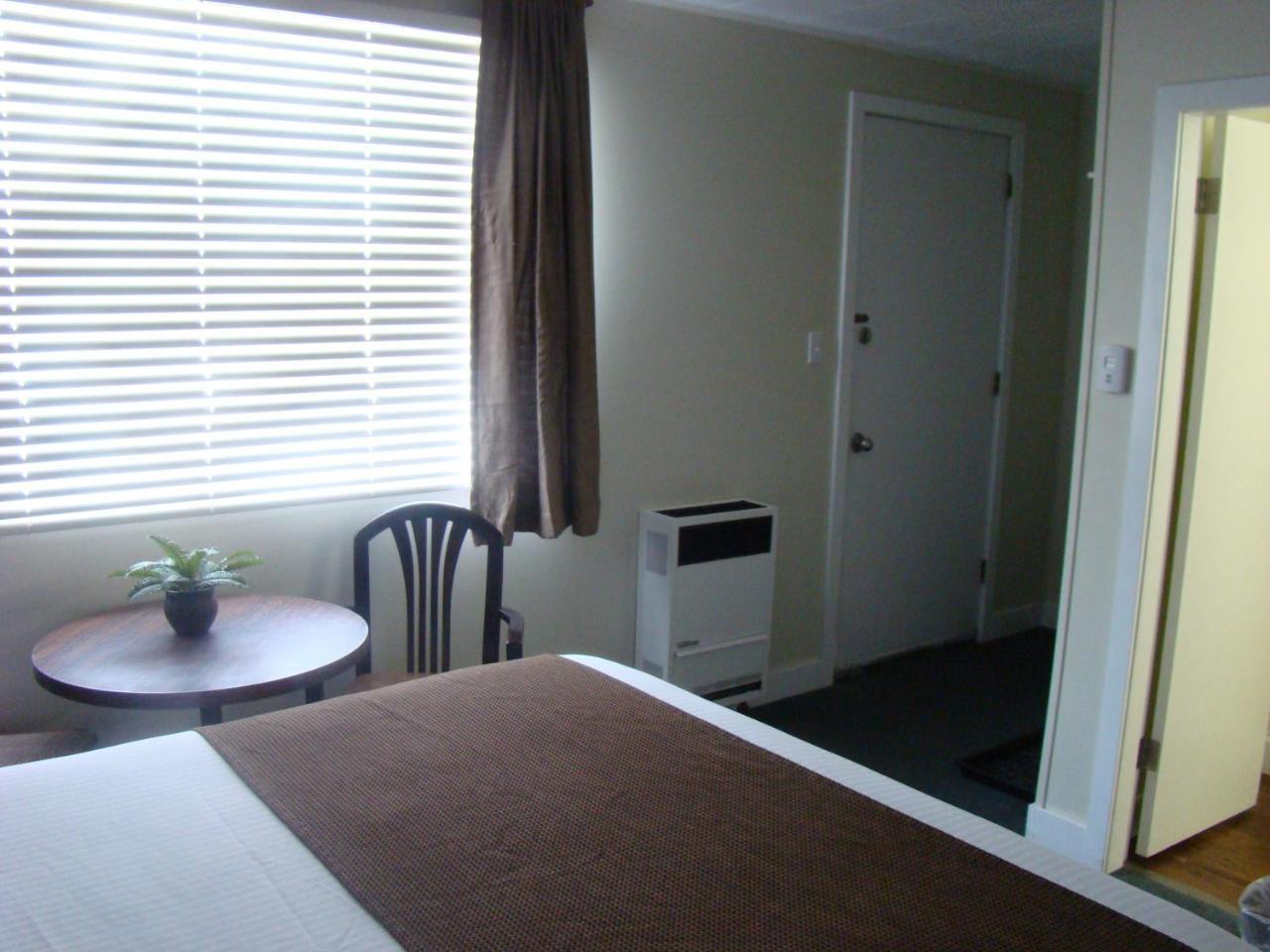 Paddock Inn Coleman Dış mekan fotoğraf
